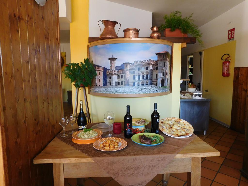 Albergo Alla Posta Anduins エクステリア 写真